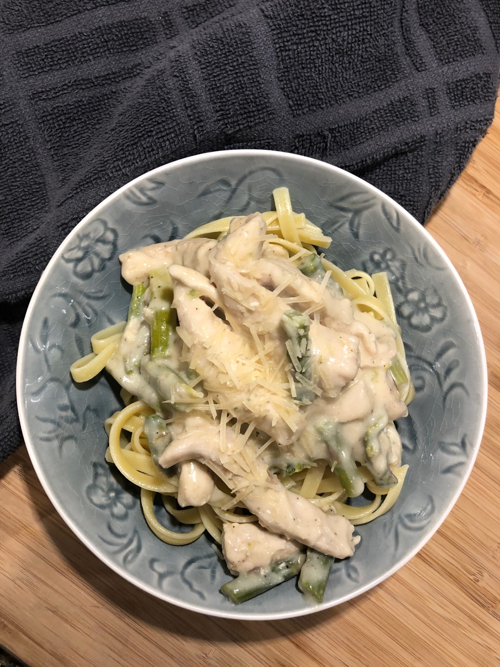 Quick Chicken and Asparagus Alfredo